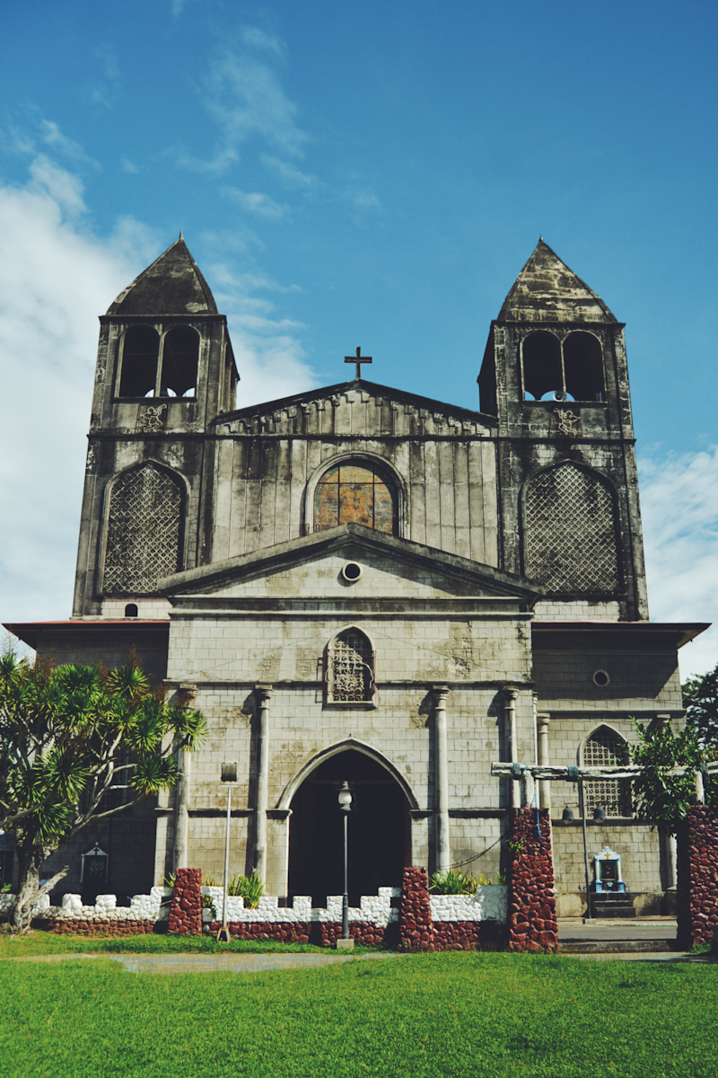 The imposing facade of the Santiago El Mayor Cathedral anchors Dapitan's city center.