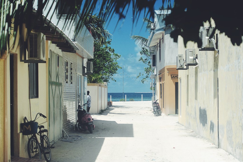Maafushi: The Independent Traveler’s Maldives