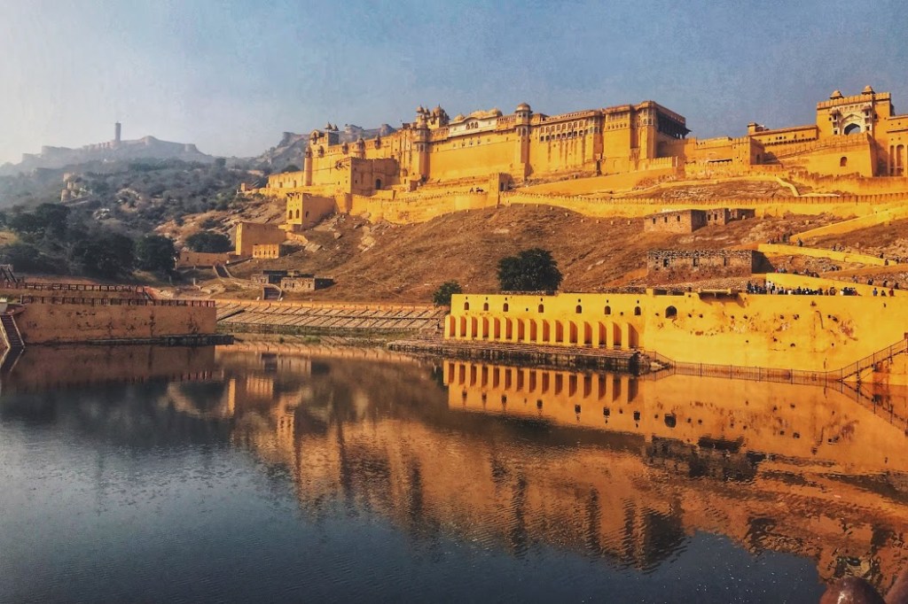 To the Land of the Kings 2:&nbsp;Amber