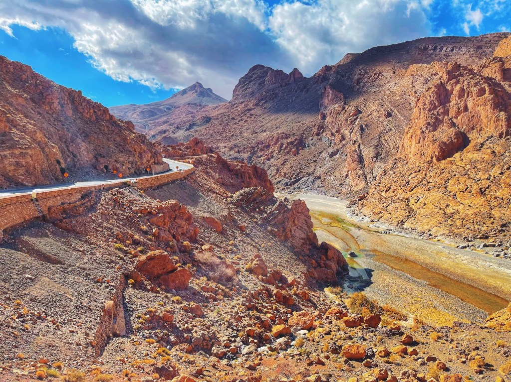 Fes to Merzouga: A Scenic Journey Through Ifrane, Midelt & the Ziz&nbsp;Valley