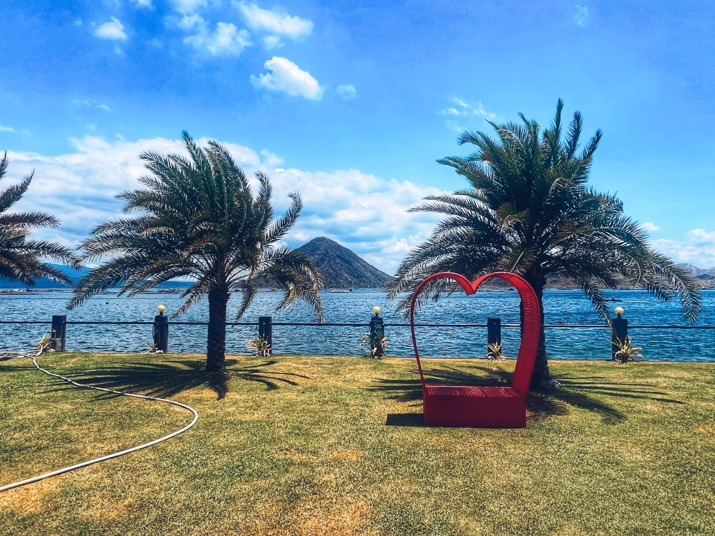 A Maundy Day Trip to Laurel, Batangas