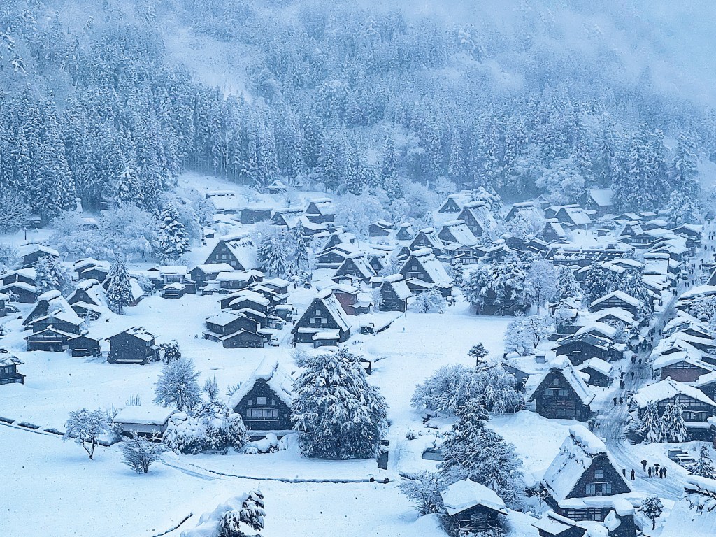 Almost 40 in Japan: Letting It Go in Shirakawa-go’s Winter&nbsp;Wonderland